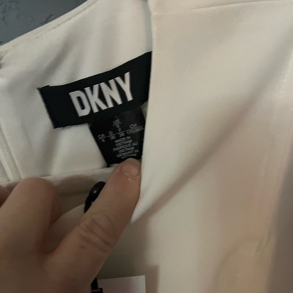 DKNY White Ruffle Sleeve Dress - Picture 4 of 6